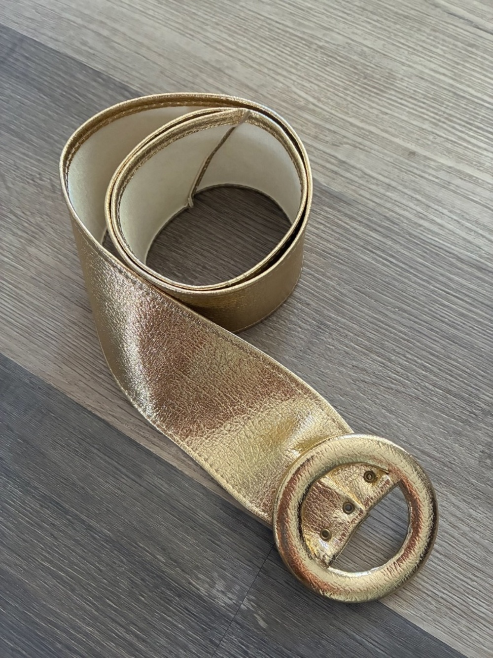 Wide 1980s Gold Vegan Belt OS Up S-M up to 31 Waist